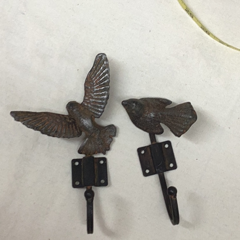 Bird hooks